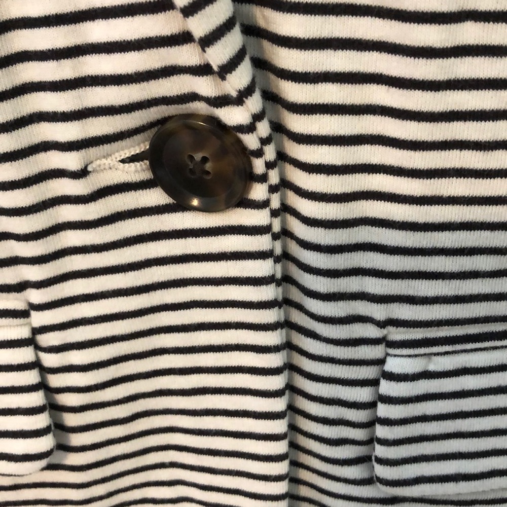 Jacket - Picture 5 of 5